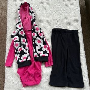 Carter’s 3 piece 24 month outfit
